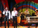 040523PaulRevereBand3889.jpg (105228 bytes)