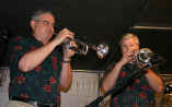 060303SteveDudasRickPiotrowski3441Crop.jpg (70812 bytes)