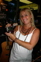 070809LynnBarsalouStar7314.jpg (76386 bytes)