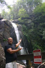 080902GDHighShoalsFalls0027.jpg (97942 bytes)