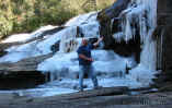 090208GDTripleFallsIce0155.jpg (104202 bytes)