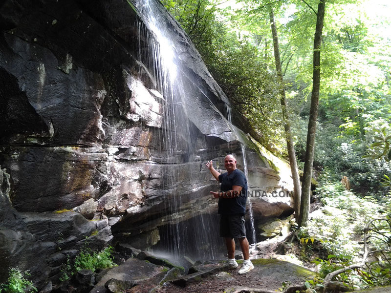 140603GDSlickRockFallsNC162455.jpg (215672 bytes)