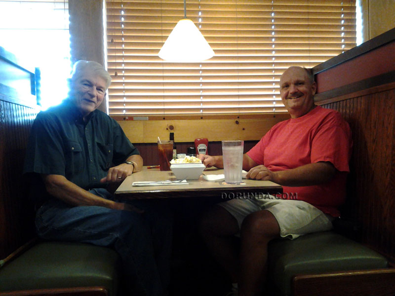 140814GDBillKoszewskiLunch122440.jpg (118301 bytes)
