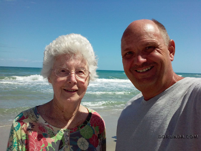 160323GDMarylouDragonMelbourneBeachFL1418a.jpg (120288 bytes)